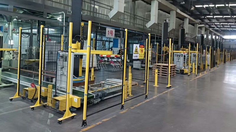 現代化車間--青島中新華美塑料有限公司